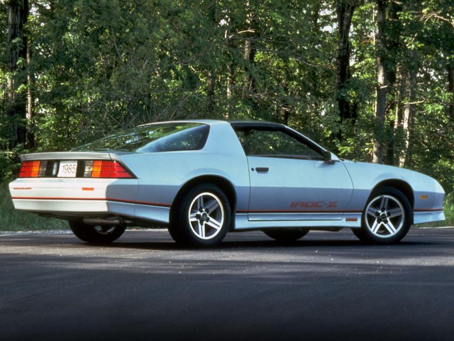  Chevrolet Camaro Z28 IROC-Z T-Top (1FP87) 1985 года  (фото 14 из 20)